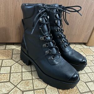 Michael Kors Khloe Boots Women Black Leather Combat Lace Up Zip Size 7.5 M